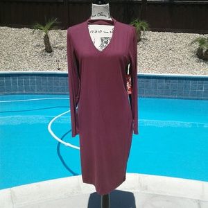 Sale today! Hot kiss key hole mauve dress